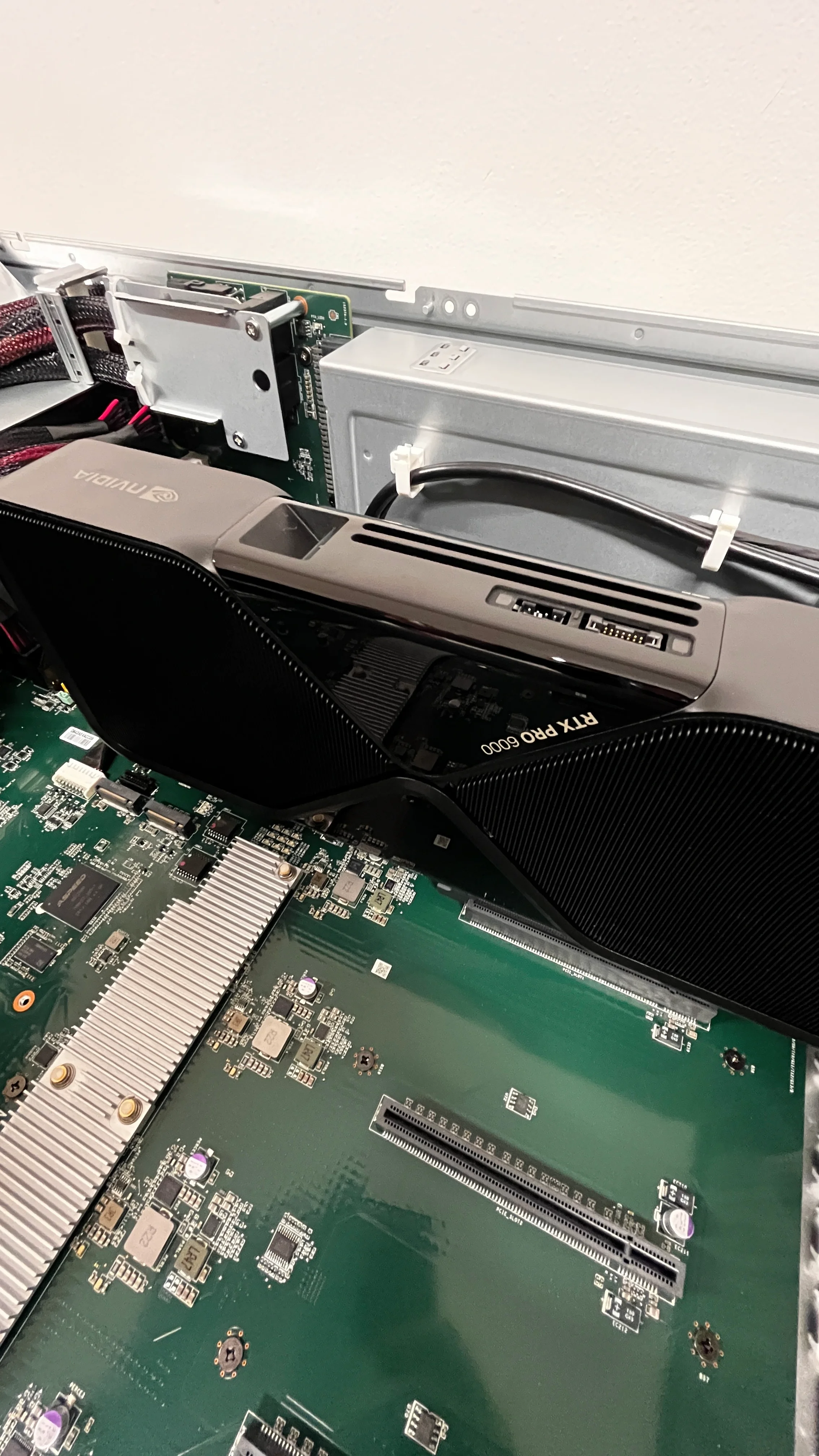 NVIDIA RTX PRO 6000 Blackwell 3